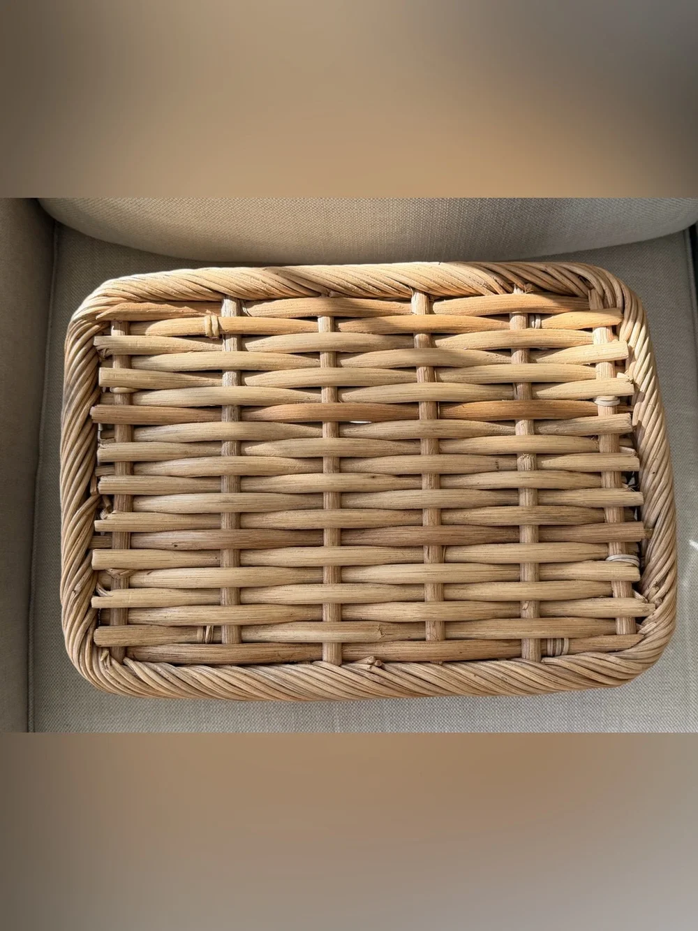 POTTERY BARN Aubrey Woven Lidded Basket Rattan Storage With Lid Natural Handles